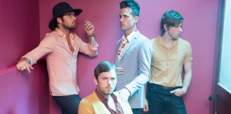 Mi-am risipit norocul pe 2 hotdogi la concertul Kings of Leon