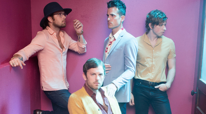 Mi-am risipit norocul pe 2 hotdogi la concertul Kings of Leon