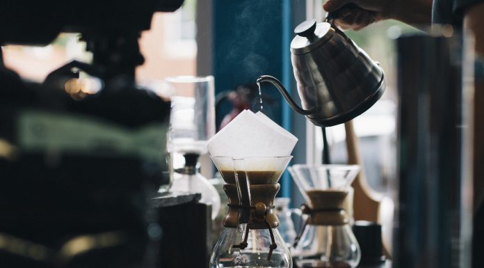 O istorie a cafelei şi o odă. De la un om care o detestă. Sursa: pixabay.com