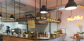 Pickles, restaurantul cu murături ca la Moldova Pickles