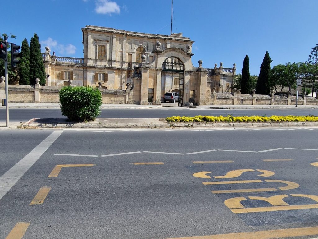 Malta - Gdija bus station