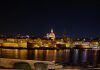 11 lucruri despre Malta și ce să NU vizitezi Valletta-Malta-night-promenade-sea